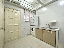International Plaza (D2), Apartment #584937651